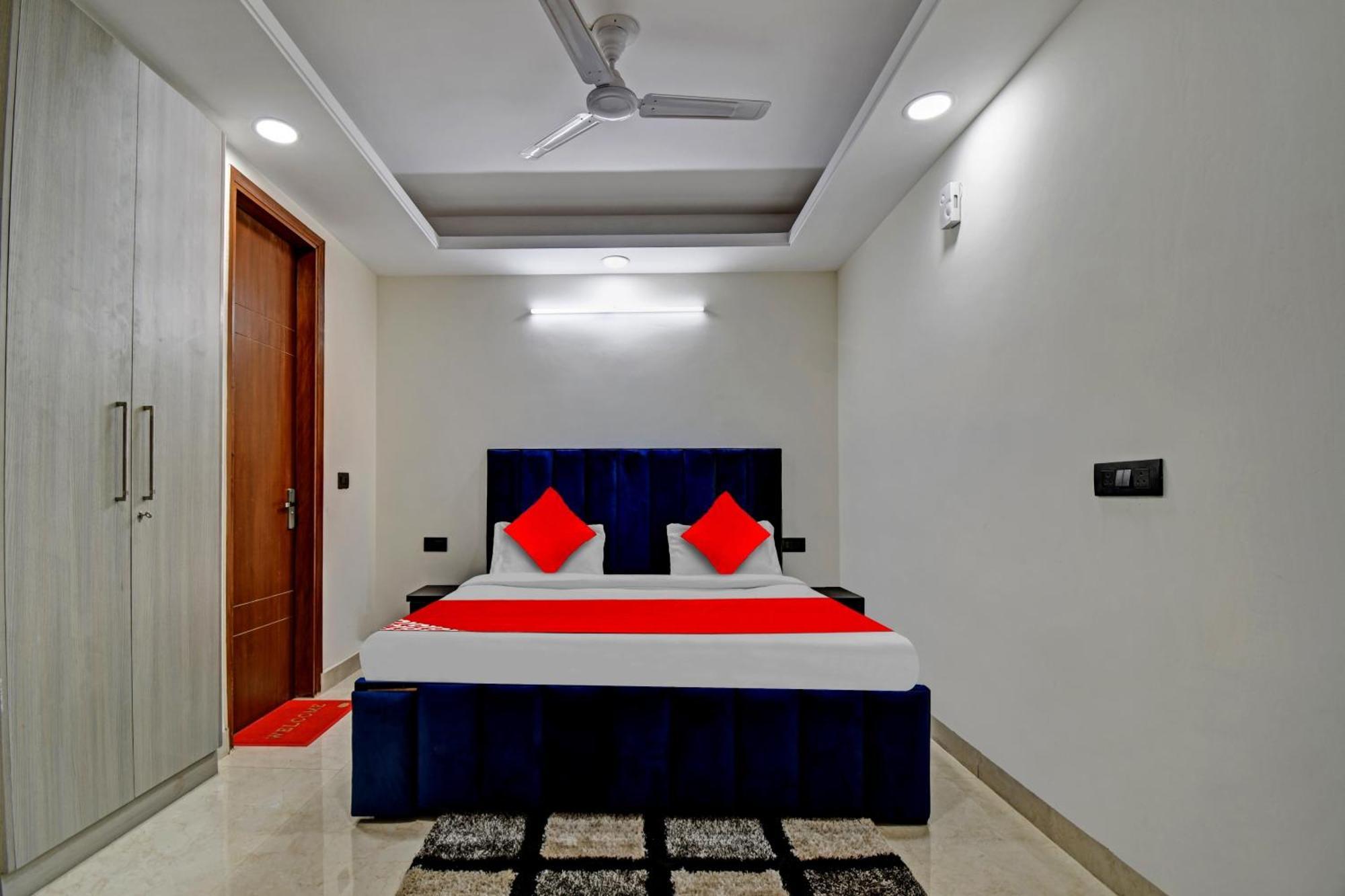 Hotel O Sai Kripa Stay Нью-Дели Экстерьер фото