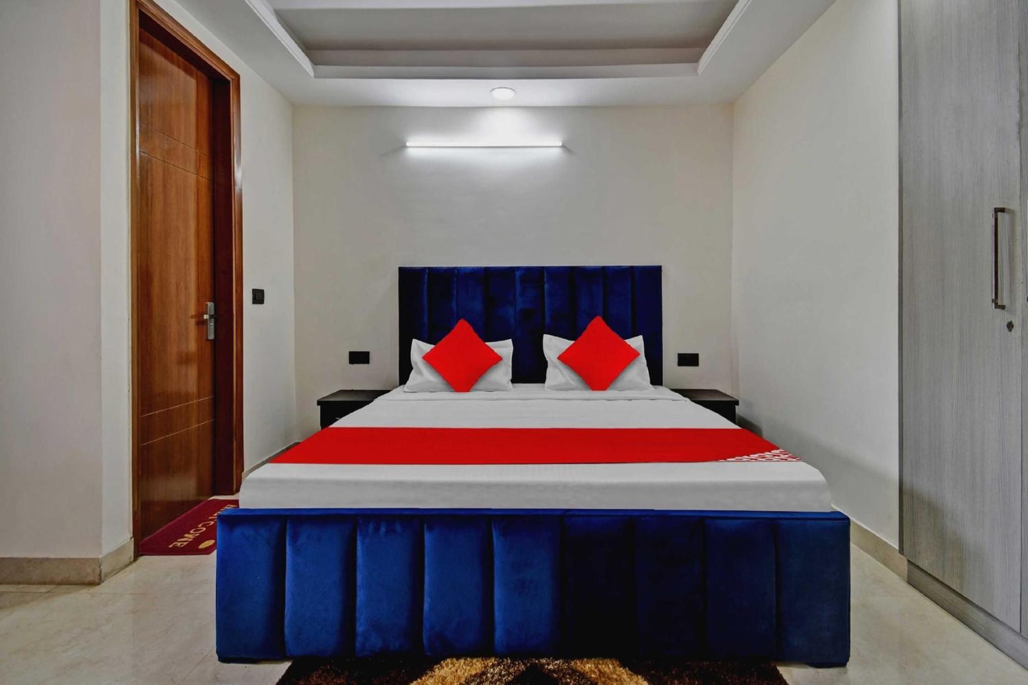Hotel O Sai Kripa Stay Нью-Дели Экстерьер фото