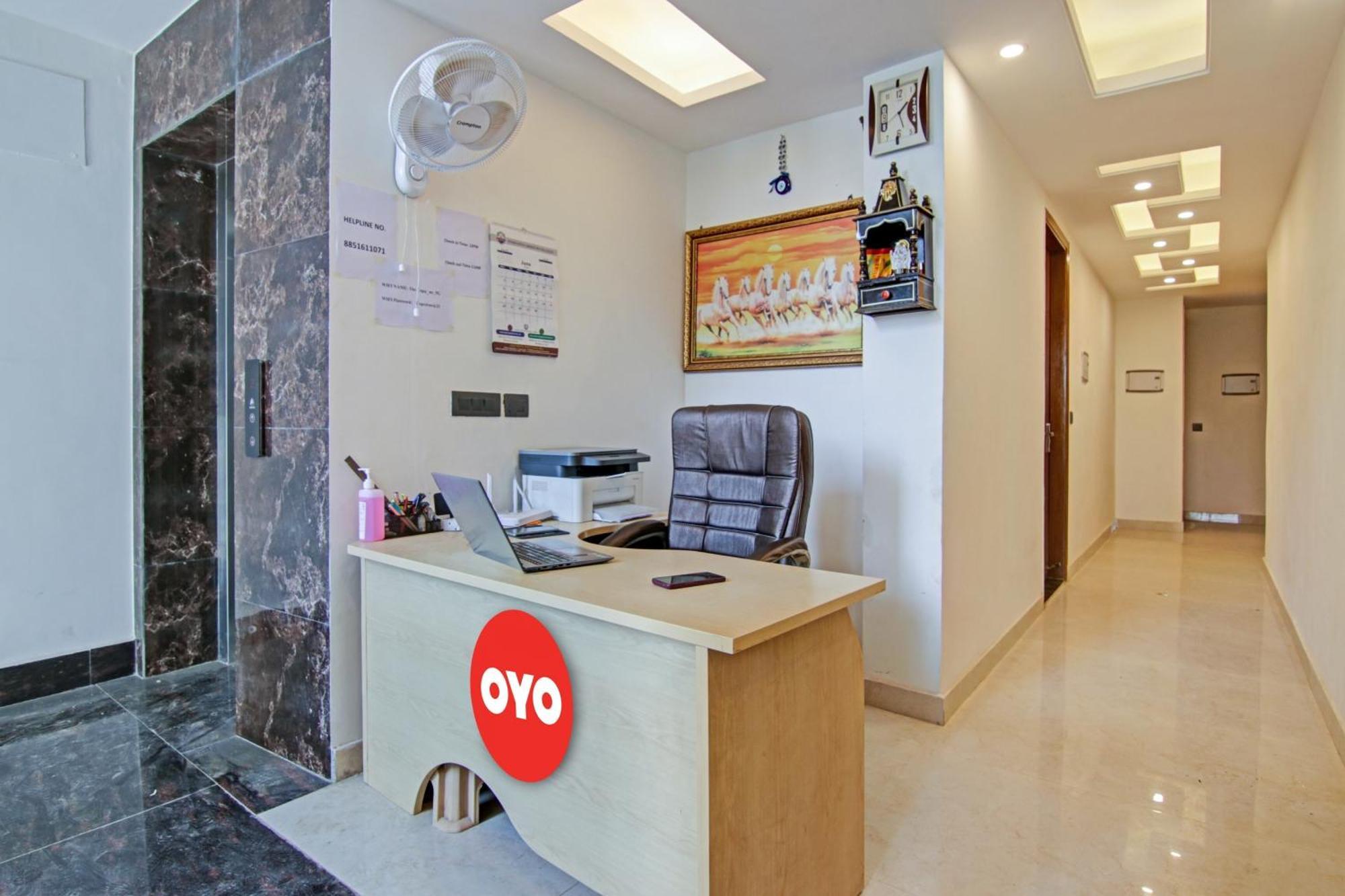 Hotel O Sai Kripa Stay Нью-Дели Экстерьер фото